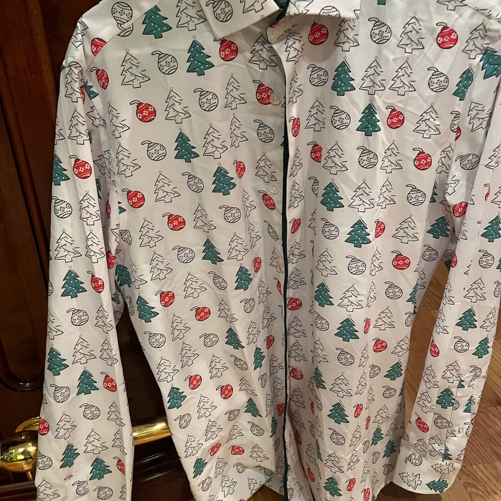 Tom Baine Holiday Collection Long Sleeve Men’s Button Down medium Christmas